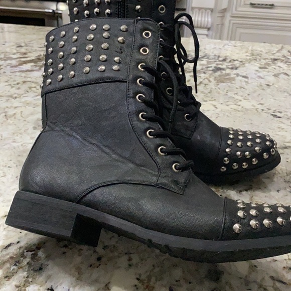 CA Collection by Carrini “Elektra”Nailhead Combat Boots - Picture 4 of 8